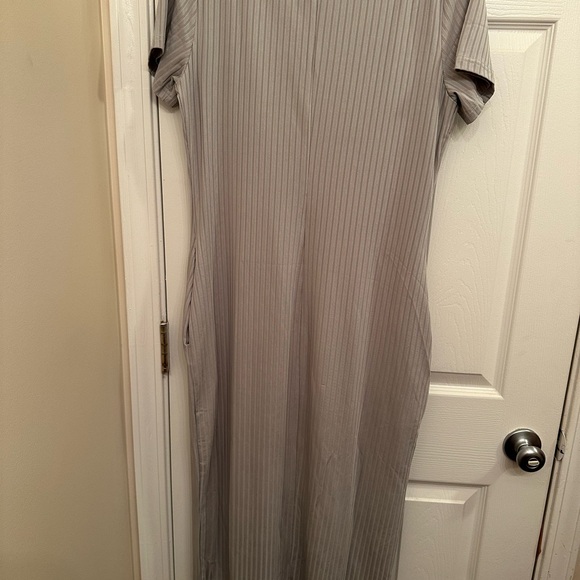 New Bodycon dress with pockets - Picture 6 of 7